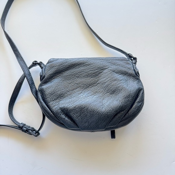 Marc by Marc Jacob’s Q Mini Natasha Black Leather Crossbody Bag - Picture 11 of 11